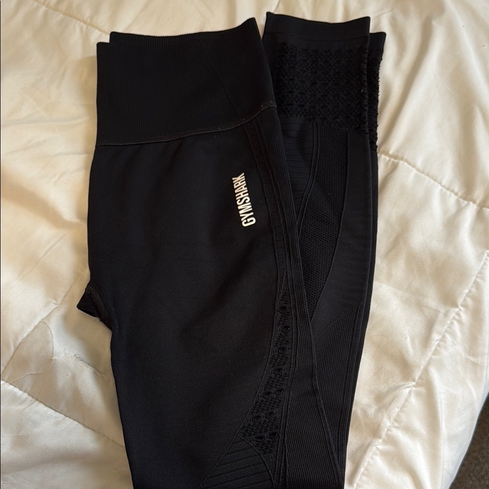 Gymshark Black Leggings Sleek Stretchy Design